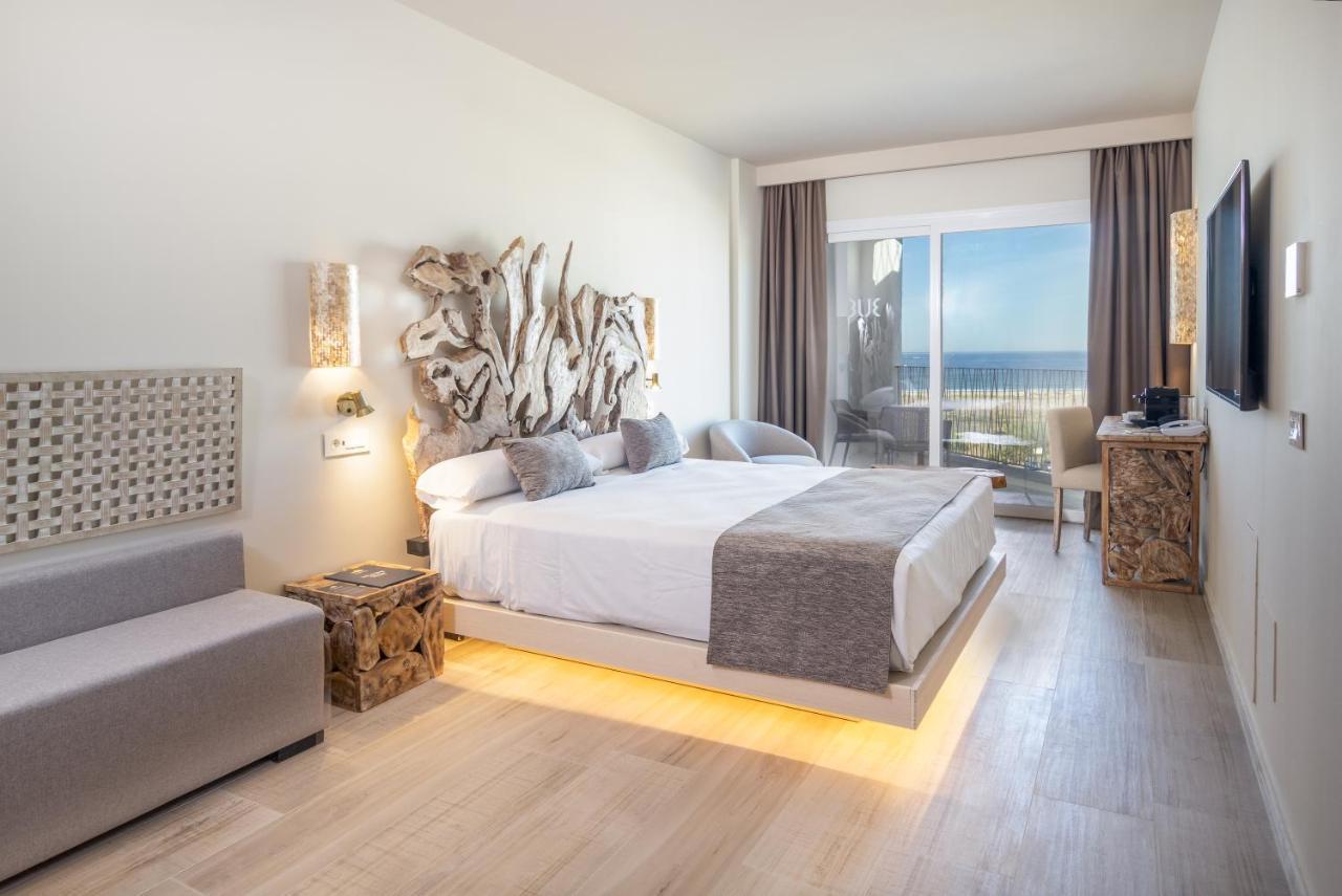 Zahara Beach & Spa By Qhotels - Adults Recommended Zahara de los Atunes Bagian luar foto Deluxe room
